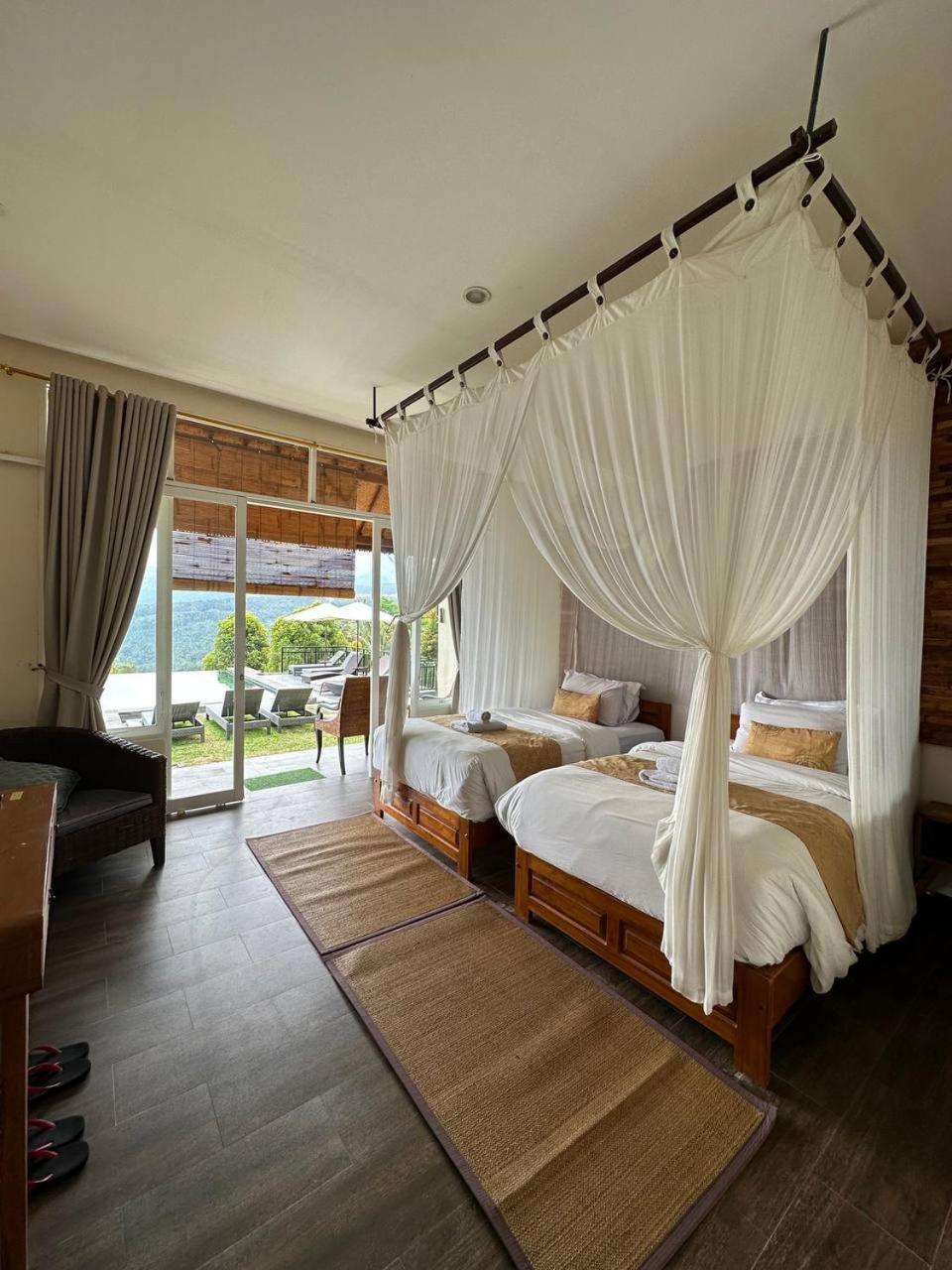 Atres Sari Resort Munduk  Exterior photo