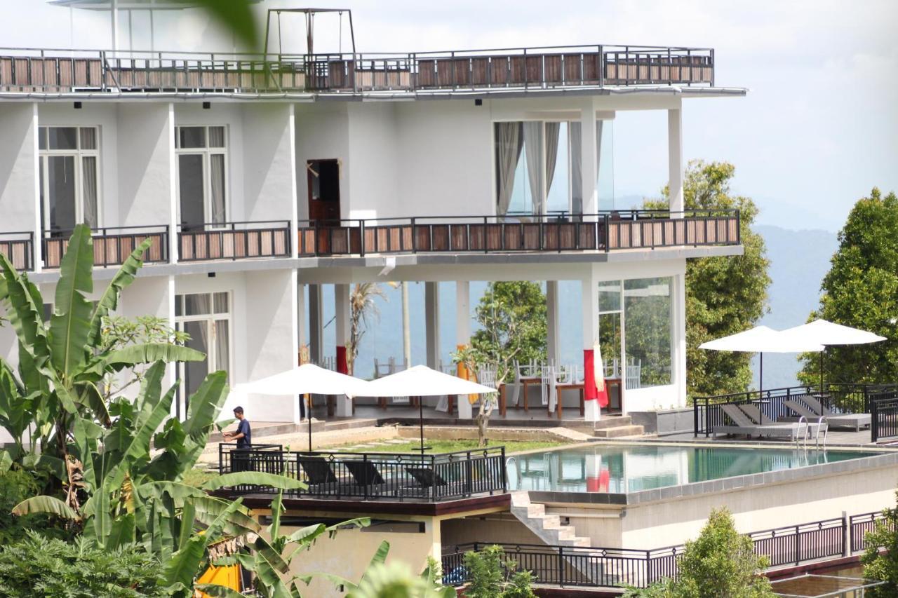 Atres Sari Resort Munduk  Exterior photo