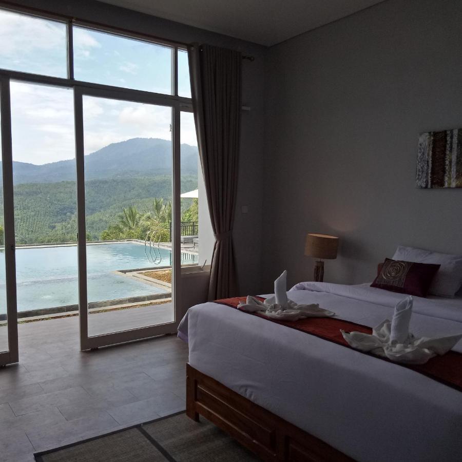 Atres Sari Resort Munduk  Exterior photo